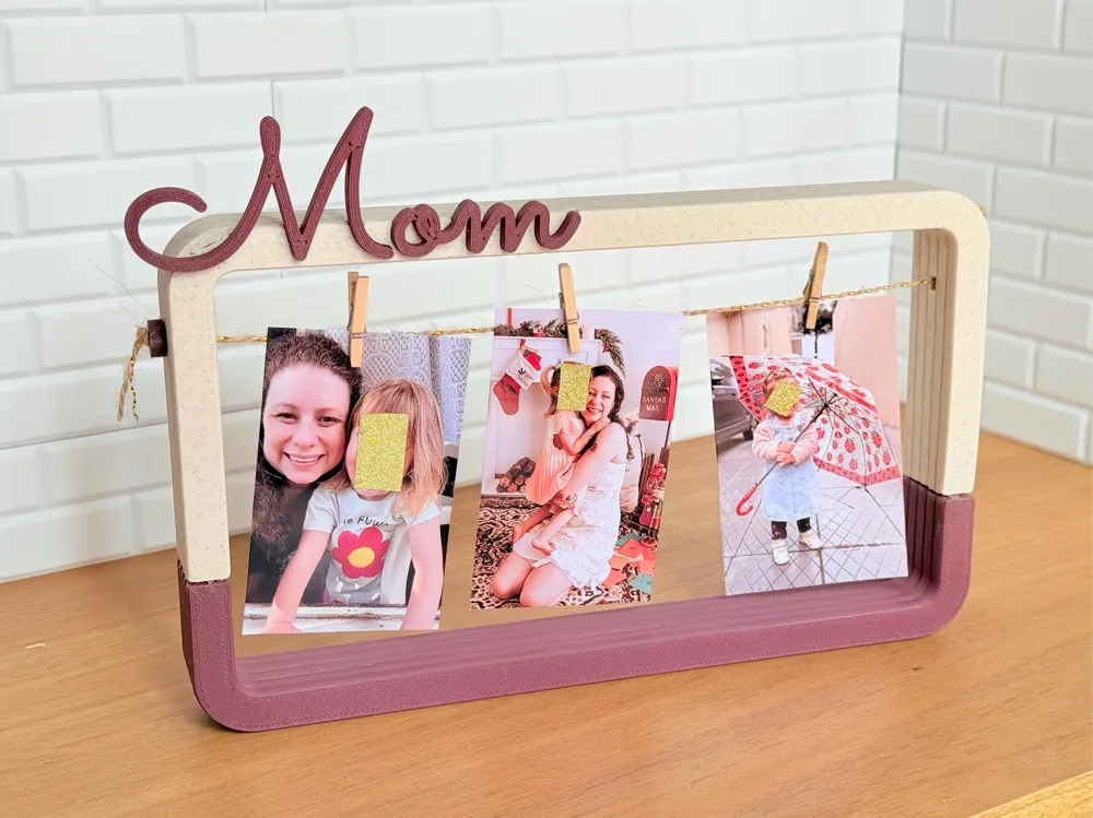 Customizable Hanging Picture Frame
